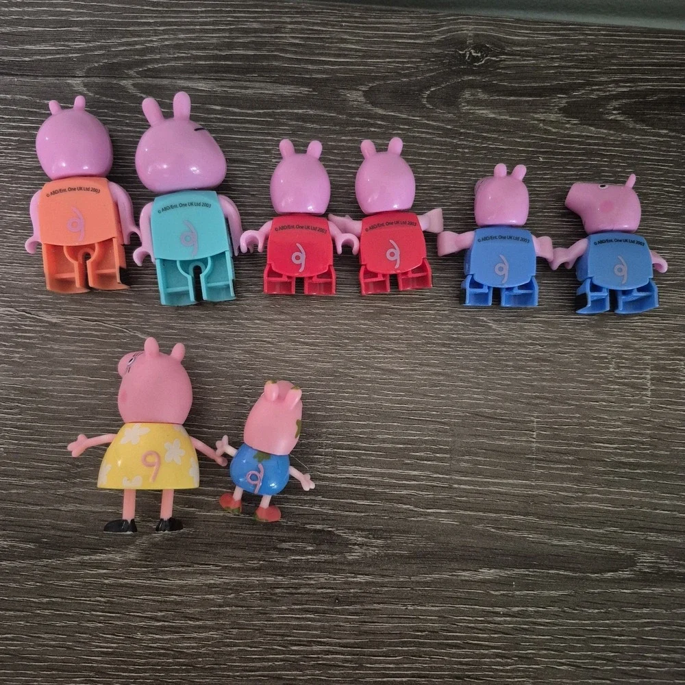 Duplo Peppa Pig x2  George x2, Mommy & Daddy Pig Figures Lot Of 8